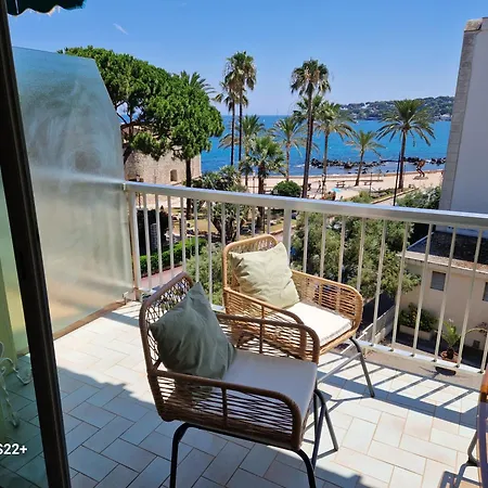 Cozy Studio, Sea View, Old Town, Near Beaches Apartment Antibes
