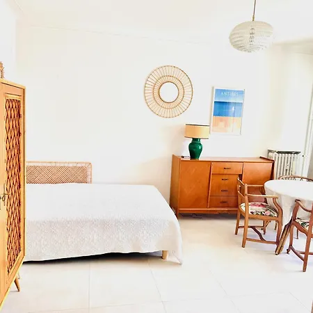 Cozy Studio, Sea View, Old Town, Near Beaches Apartmán *